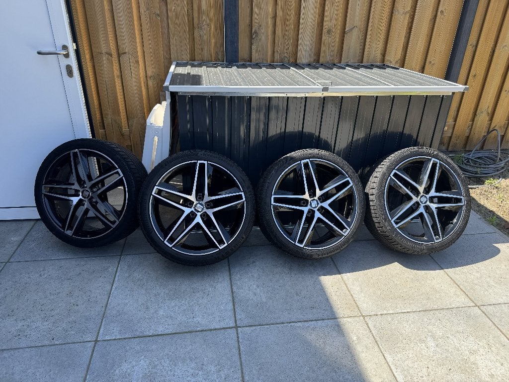 Super gewilde 18 inch SEAT velgen + winterbanden ORIGINEEL., Ophalen, 18 inch, Velg(en), Winterbanden