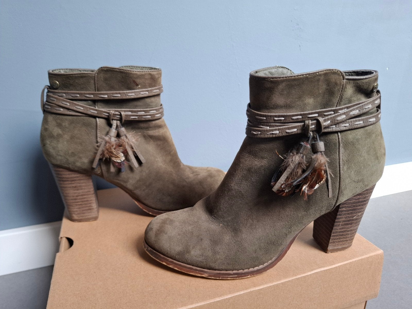 Mooie groene suede schoenen, Ophalen, Gedragen, Groen, Lage of Enkellaarzen