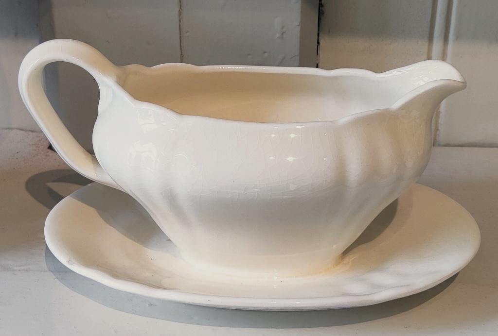 Mooie Jus / saus kom  Societe Ceramique Maestricht  Holland, Antiek en Kunst, Antiek | Servies los, Ophalen of Verzenden