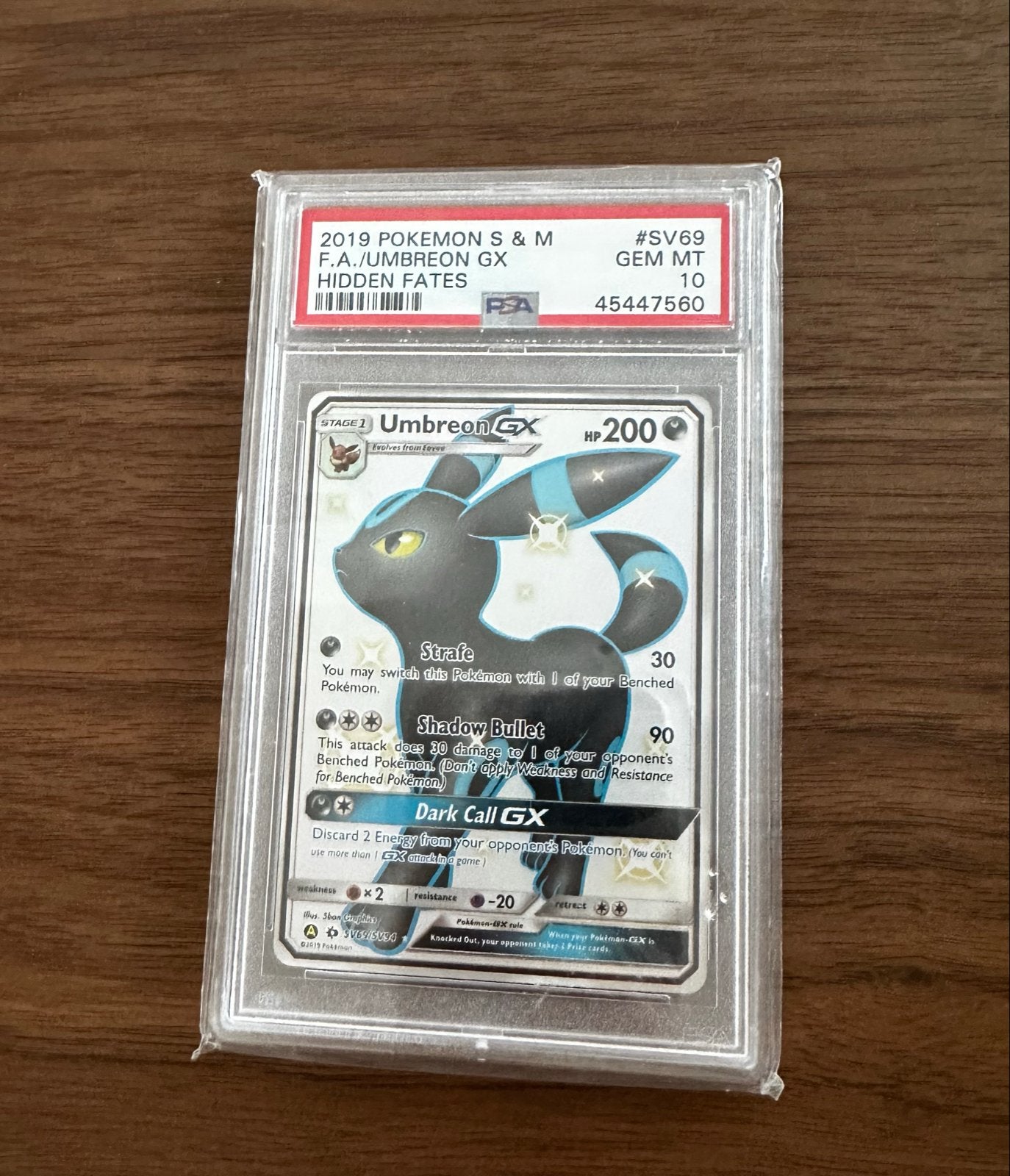 Umbreon GX SV69 PSA 10 Hidden Fates, Hobby en Vrije tijd, Verzamelkaartspellen | Pokémon, Ophalen, Zo goed als nieuw, Losse kaart