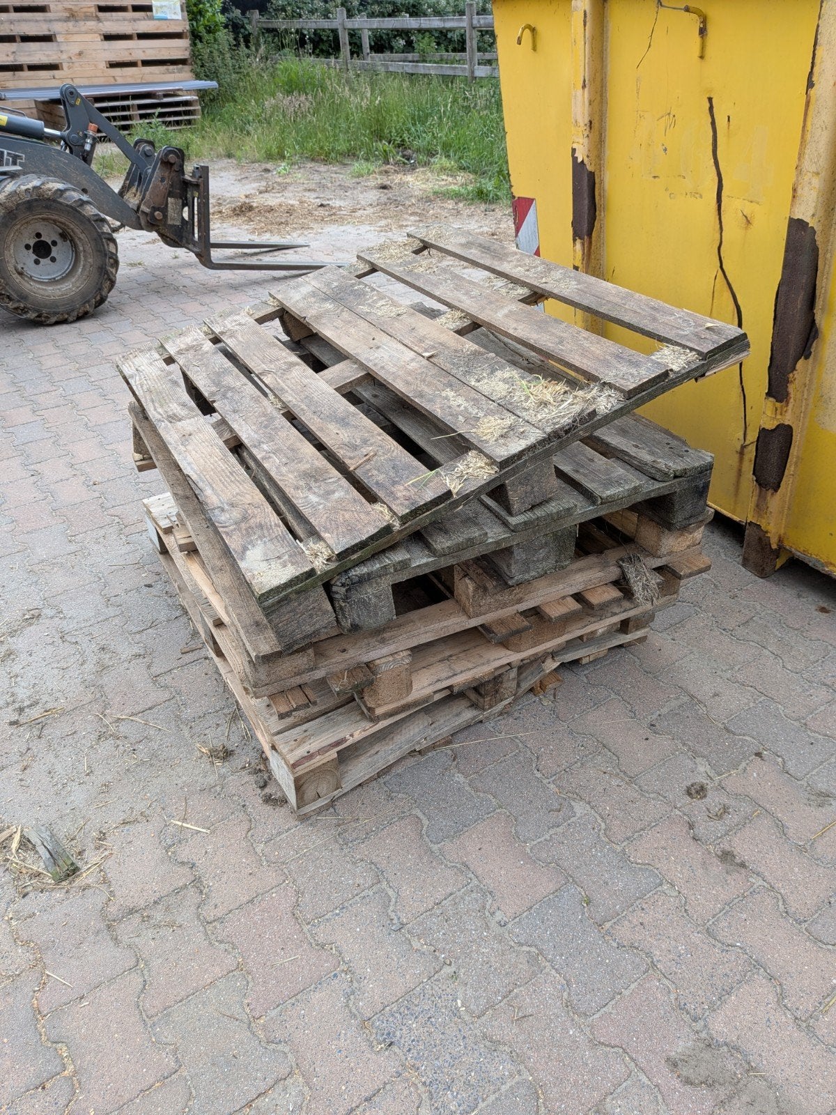 Gratia afhalen: Gebruikte houten pallets, Ophalen, Gebruikt, Plank, Overige houtsoorten