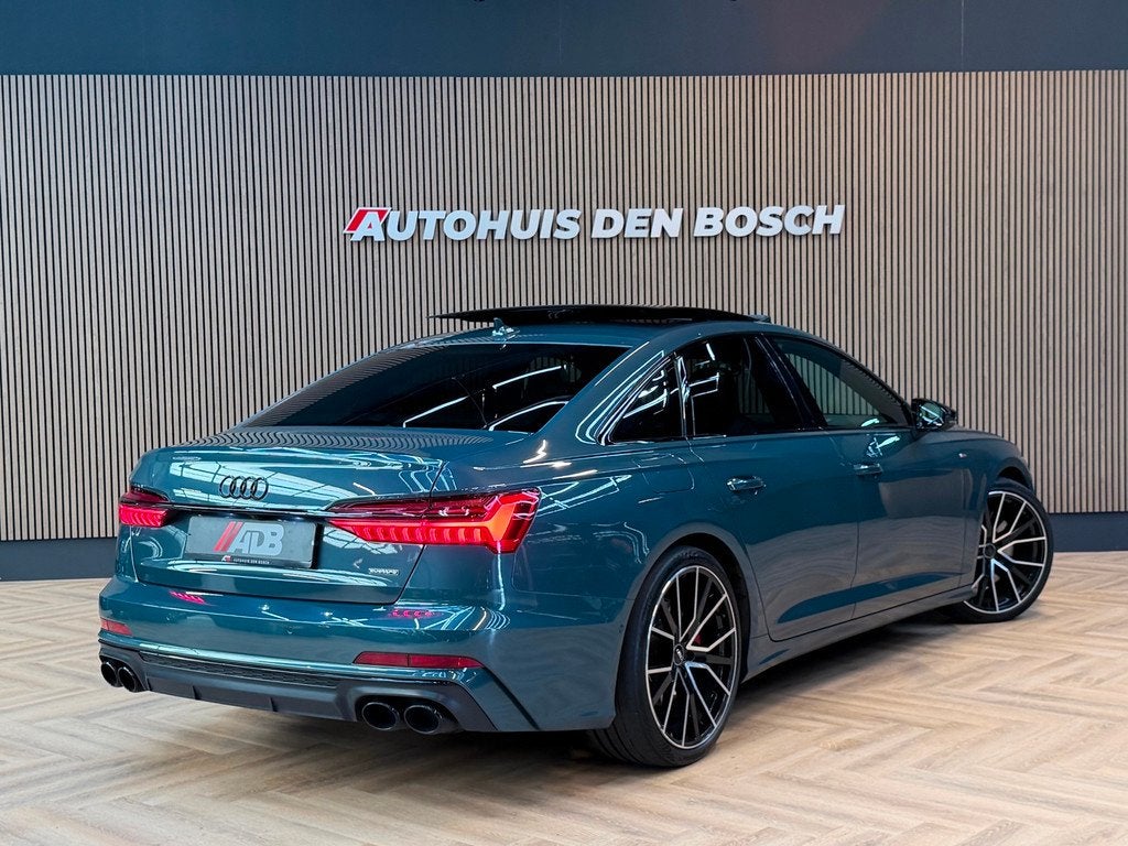 Audi A6 Limousine 55 TFSI e Quattro S Line Competition 367PK, Auto's, Audi, Automaat, 14 kWh, Gebruikt, 4 cilinders