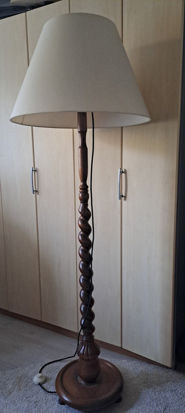 Vintage Houten Schemerlamp met Gedraaide Poot, Ophalen