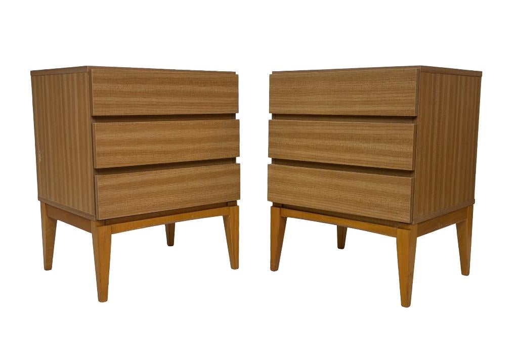 Vintage Nachtkastjes Set Van Twee Fineer Jaren 70, Gebruikt, Minder dan 45 cm, Vintage, Vintage
