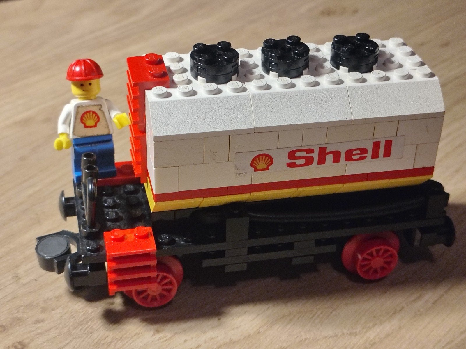 LEGO Train 7816 Shell Tanker Wagon, Ophalen of Verzenden, Zo goed als nieuw
