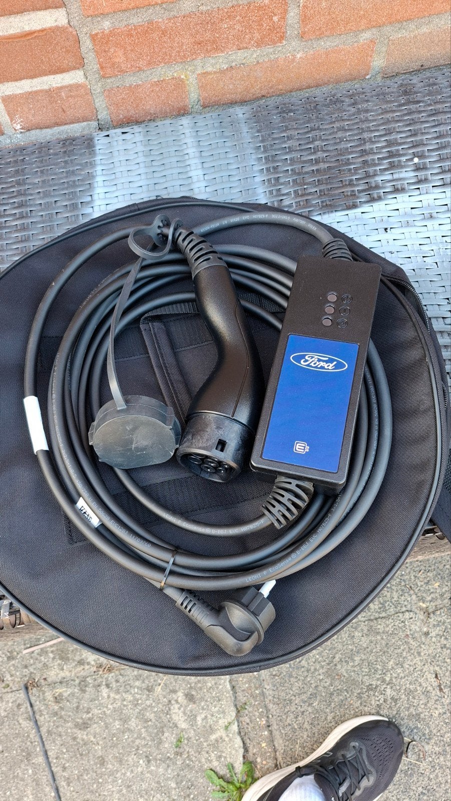 Nieuwe Ford Kuga oplaadkabel, Auto diversen, Laadpalen, Ophalen, Nieuw, Laadkabel