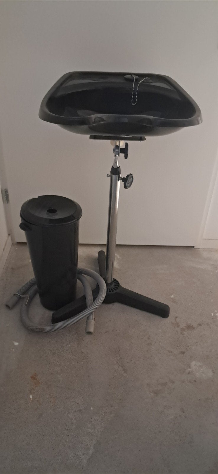 mobiele wasbak met opvang bak, Ophalen, Zo goed als nieuw, Overige materialen