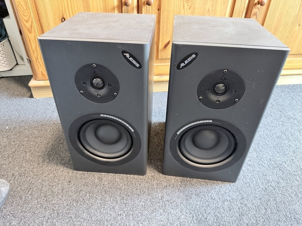 JVC AX V5 versterker + 2x Alesis monitor one MK2, Ophalen, Gebruikt, JVC