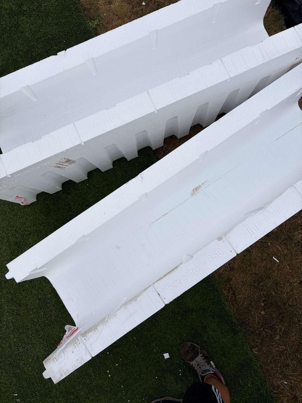 Nieuwe V-kist 35x50/35 - 1.8m1 - 200KPA, Ophalen, Nieuw