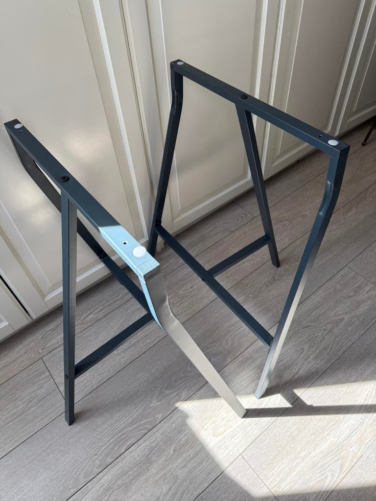 2 schragen/bureau poten, Ophalen, Zo goed als nieuw, Overige typen, Minder dan 2 meter