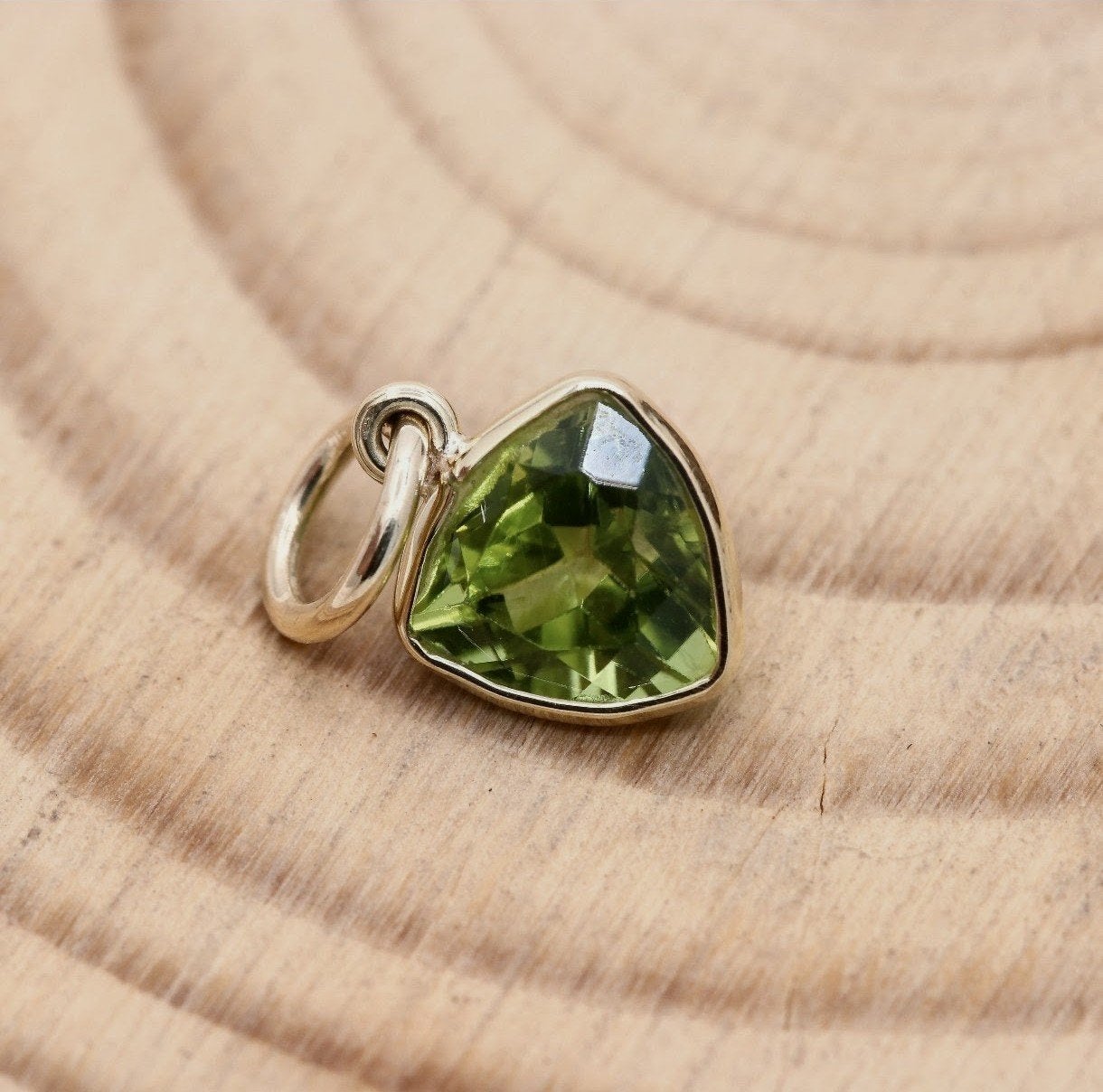 Peridot Edelsteen Hanger, Verzenden