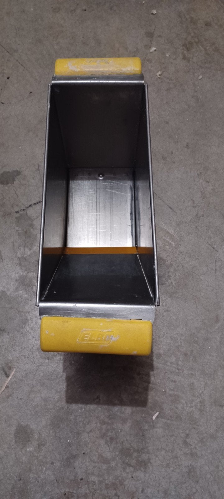 Elbo Lijmbakje 100mm voor Kalkzandsteen en Vellingblokken, Doe-het-zelf en Verbouw, Ophalen, Gebruikt