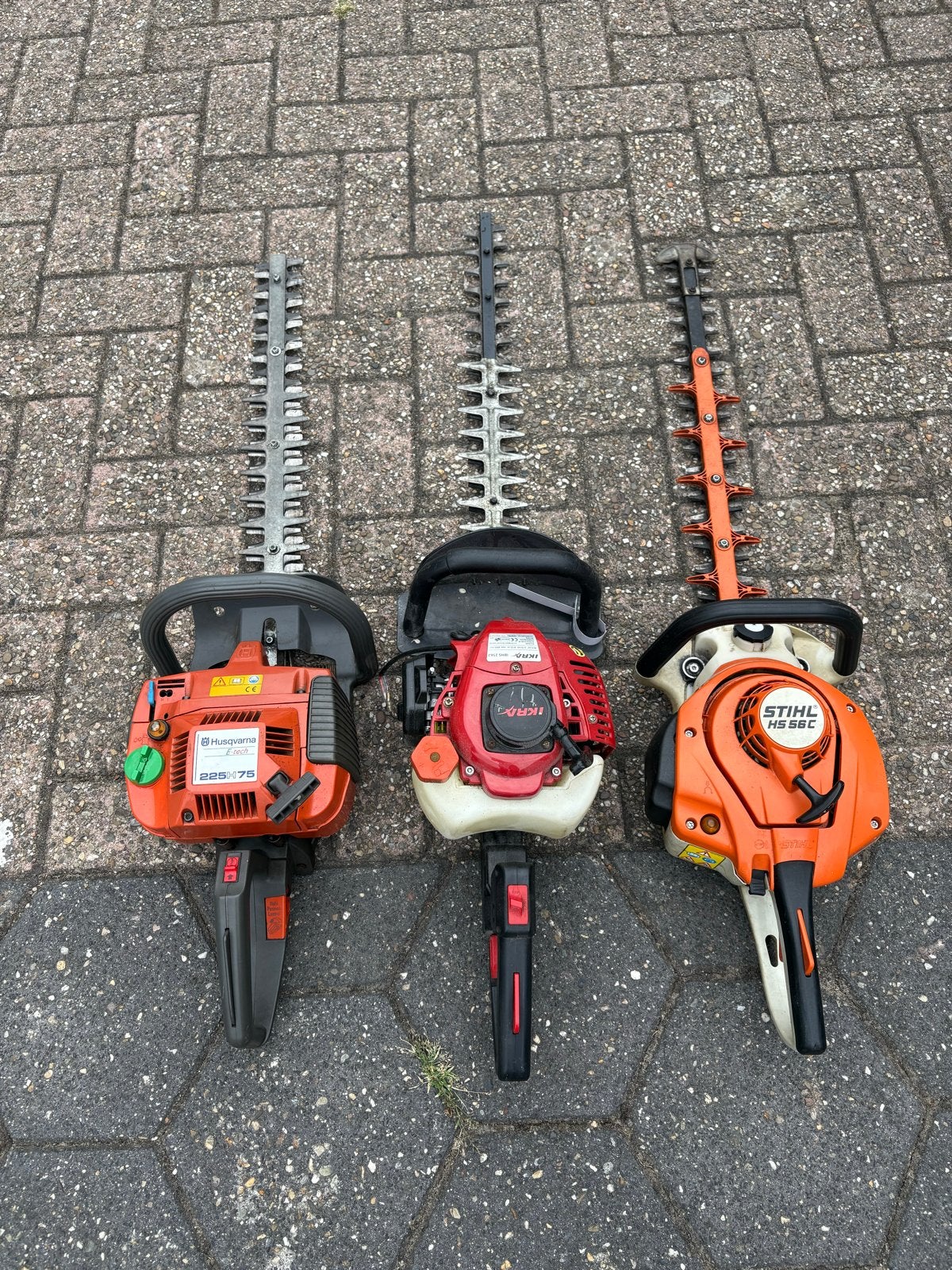 3 Benzine Heggenscharen: Ikra, Stihl HS 56C, Husqvarna 225H6, Tuin en Terras, Ophalen of Verzenden, Gebruikt, Benzine