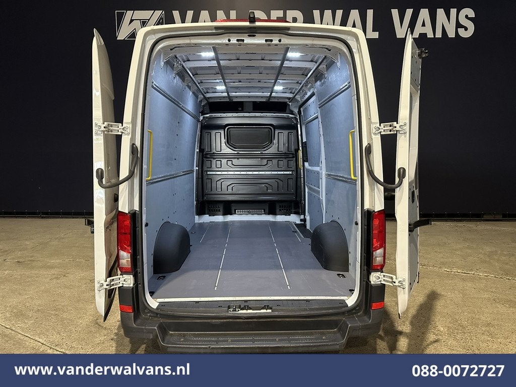 Volkswagen Crafter 2.0 TDI 177pk L3H3 L2H2 Euro6 Airco | Cam, Voorwielaandrijving, Stof, Gebruikt, 4 cilinders