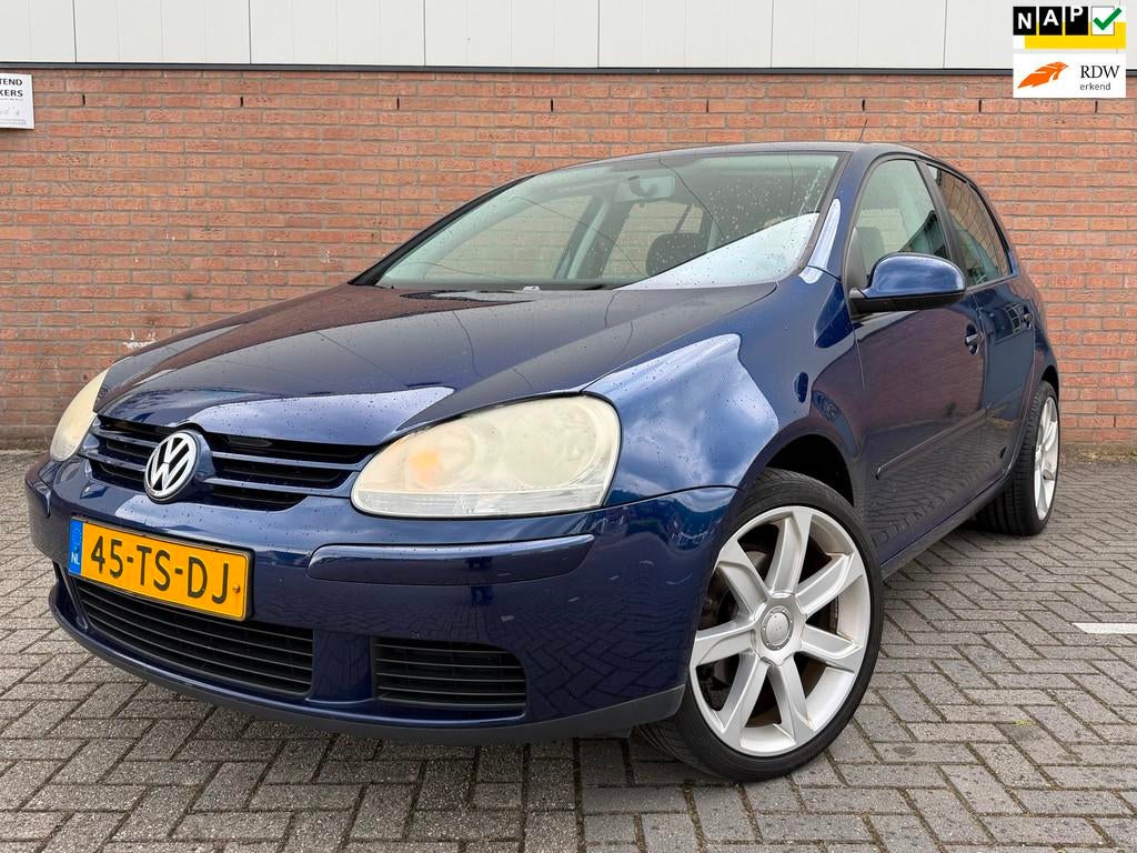 Volkswagen Golf 1.6 FSI Optive 2 NAVI/AIRCO/TOPSTAAT !, Voorwielaandrijving, 15 km/l, Gebruikt, 4 cilinders