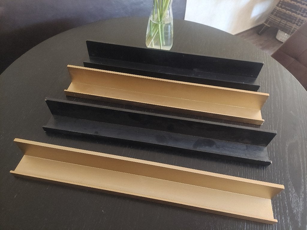 wand plankjes zwart en goud, Huis en Inrichting, Woonaccessoires | Wandplanken en Boekenplanken, Ophalen, Gebruikt
