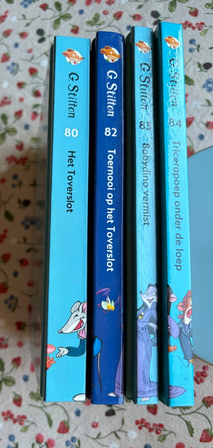Diverse Geronimo Stilton, Oscar Tortuga en Joe Carrot boeken, Boeken, Ophalen of Verzenden, Zo goed als nieuw, Fictie algemeen