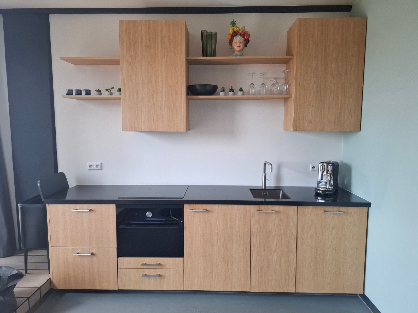 Keuken, compleet met kasten, aanrecht en koelkast, Ophalen, Gebruikt