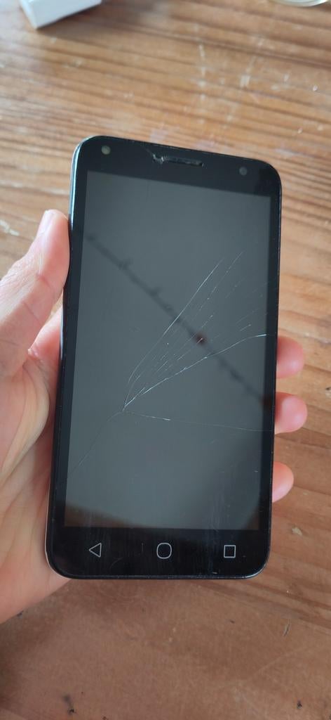 Alcatel Pixi smartphone met gebarsten scherm, Ophalen of Verzenden, Minder dan 3 megapixel, Klassiek of Candybar, Zonder simlock