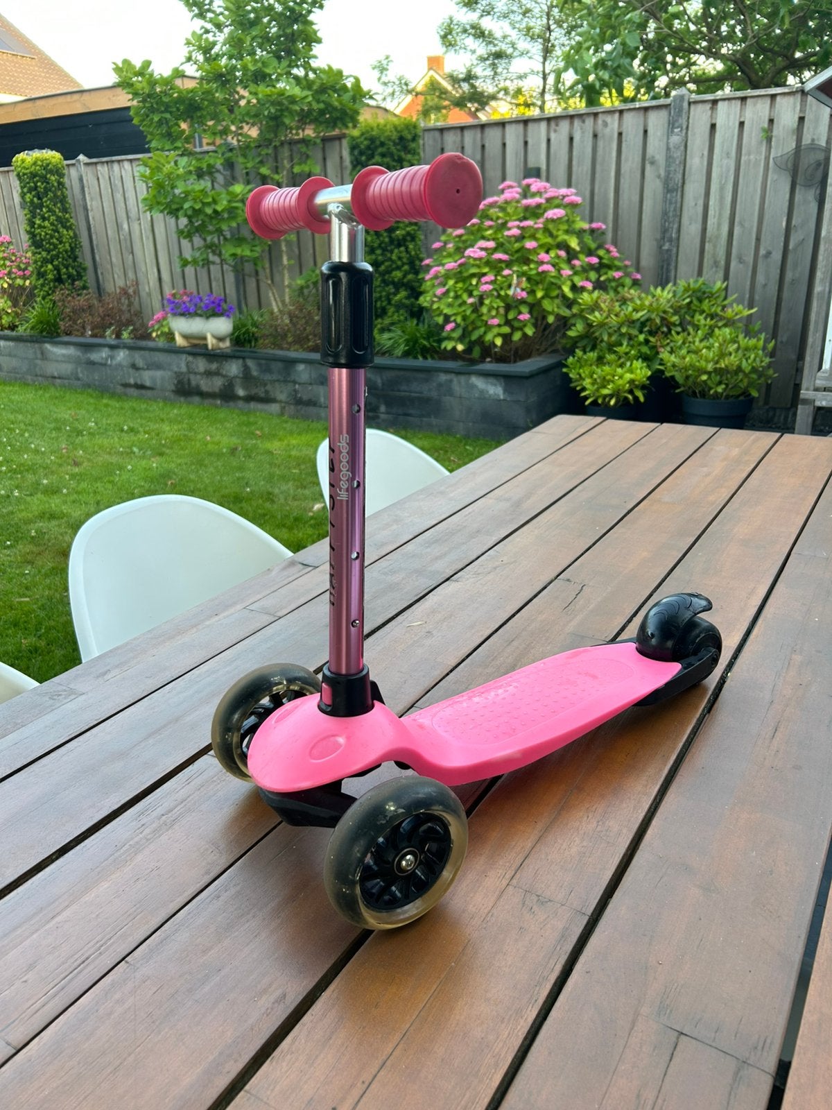 Happy step kind 2-5 jaar roze, Ophalen, Zo goed als nieuw, Gewone step