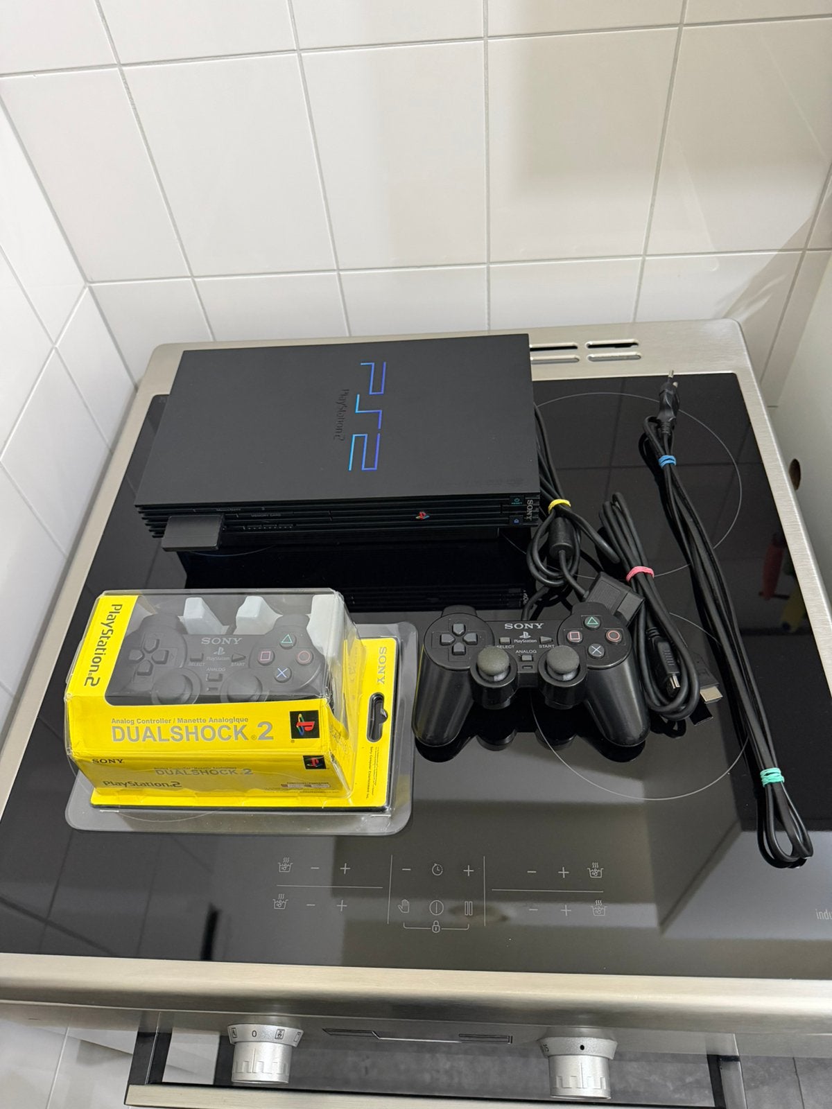 PlayStation 2 met 2 controllers nette staat, Ophalen, Vanaf 3 jaar, Sport, 2 spelers
