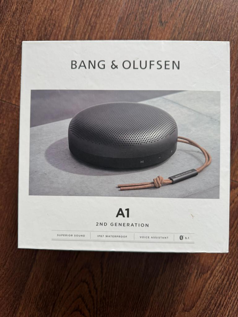 Bang & Olufsen BeoSound A1 2nd Zwart., Telecommunicatie, Mobiele telefoons | Oordopjes, Zo goed als nieuw, Bluetooth, Ophalen of Verzenden