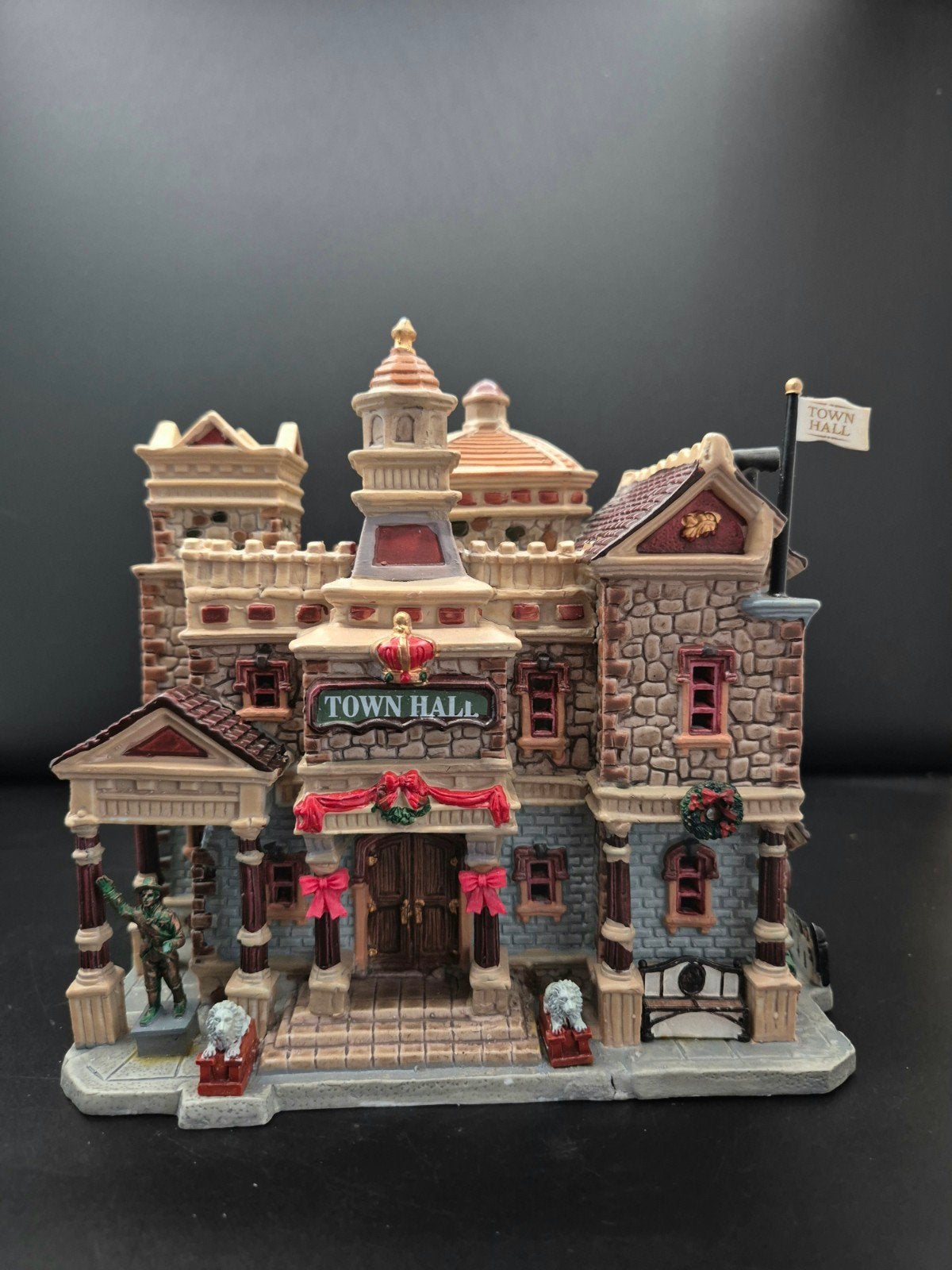 Lemax town hall 45113, Diversen, Ophalen of Verzenden, Zo goed als nieuw