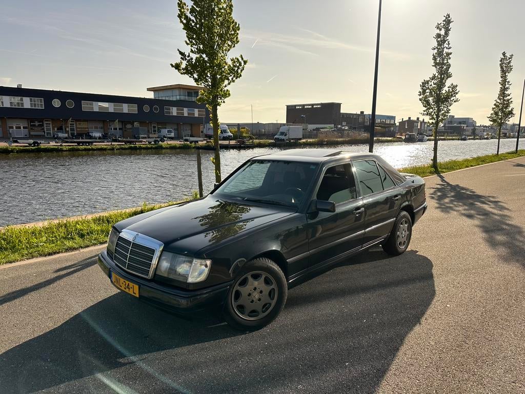 Mercedes W124 300D 6 Cilinder 5-Bak Schuifdak BELASTINGVRIJ!, Auto's, Particulier, Te koop