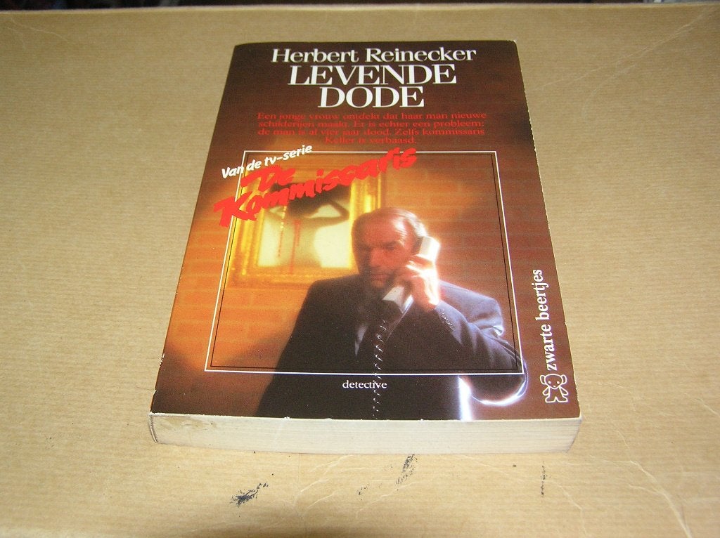 Levende dode - Herbert Reinecker, Boeken, Ophalen of Verzenden, Zo goed als nieuw, Herbert Reinecker