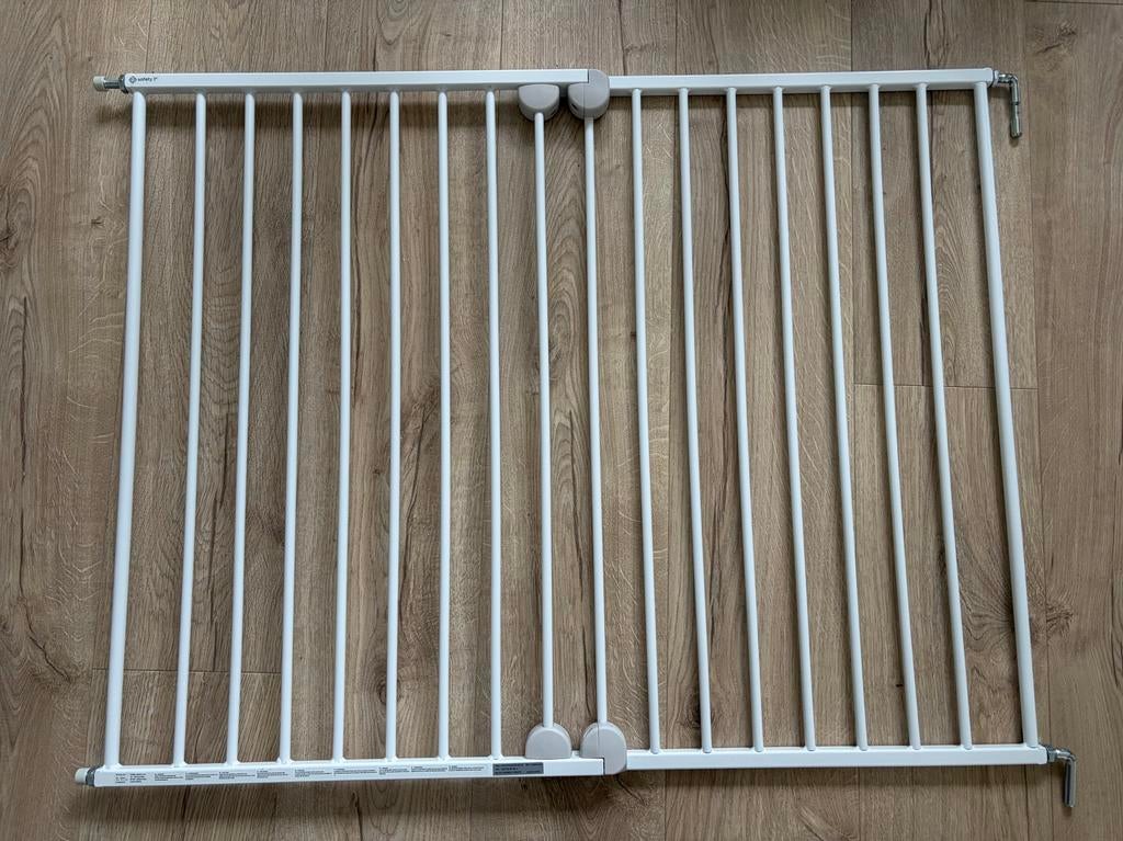 Safety 1st wall-fix traphekje (62-102cm), Kinderen en Baby's, Traphekjes, Gebruikt, Schroefhekje, Metaal of IJzer, 100 tot 115 cm