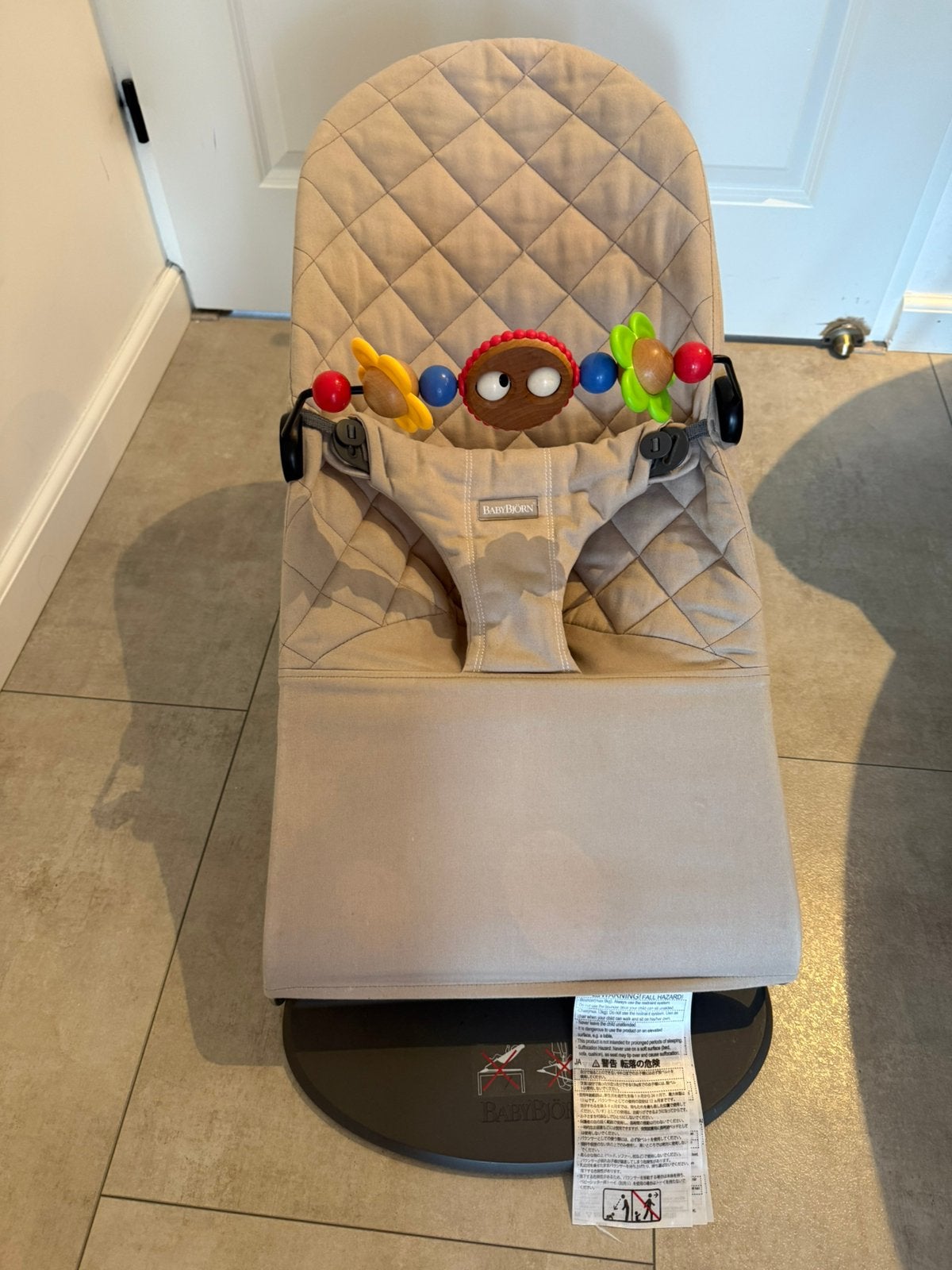 Baby bjorn wipstoel met speelboog, Kinderen en Baby's, Ophalen, Zo goed als nieuw