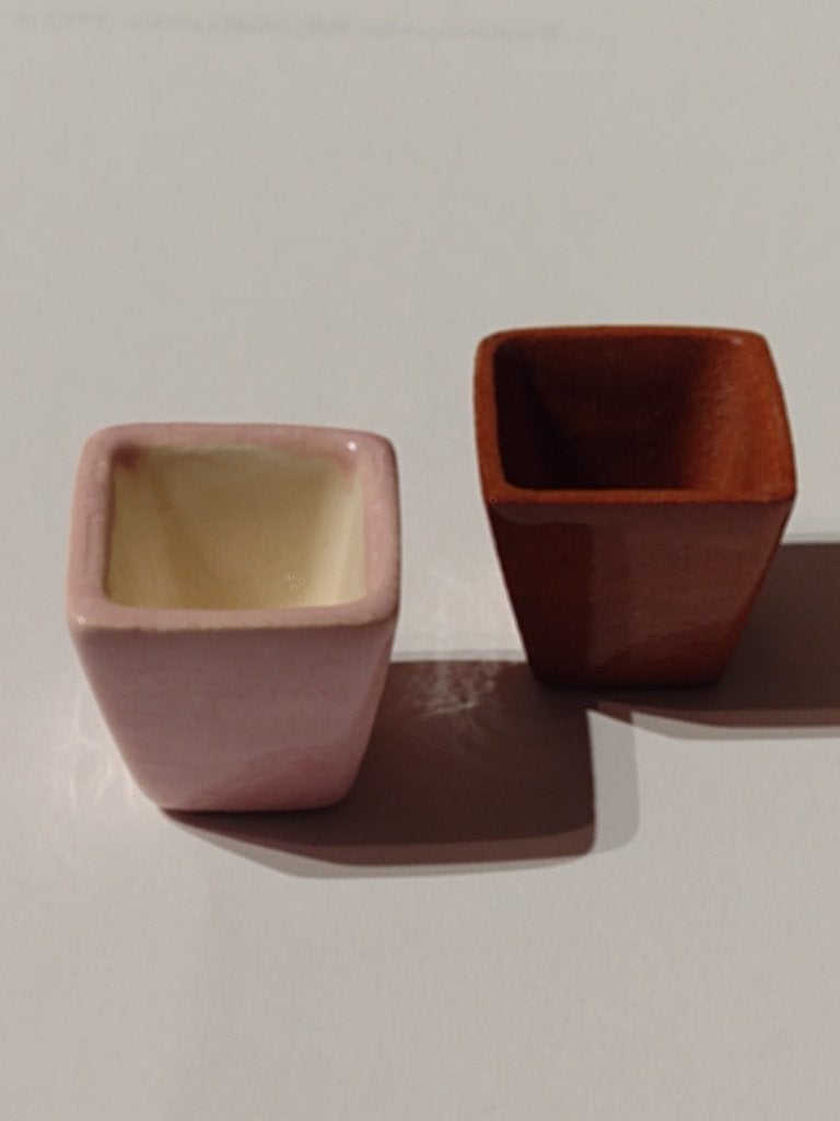 vierkant geglazuurd bloempotje hoogte 1,7 cm / Fennicole, Ophalen, Nieuw, Gebruiksvoorwerp