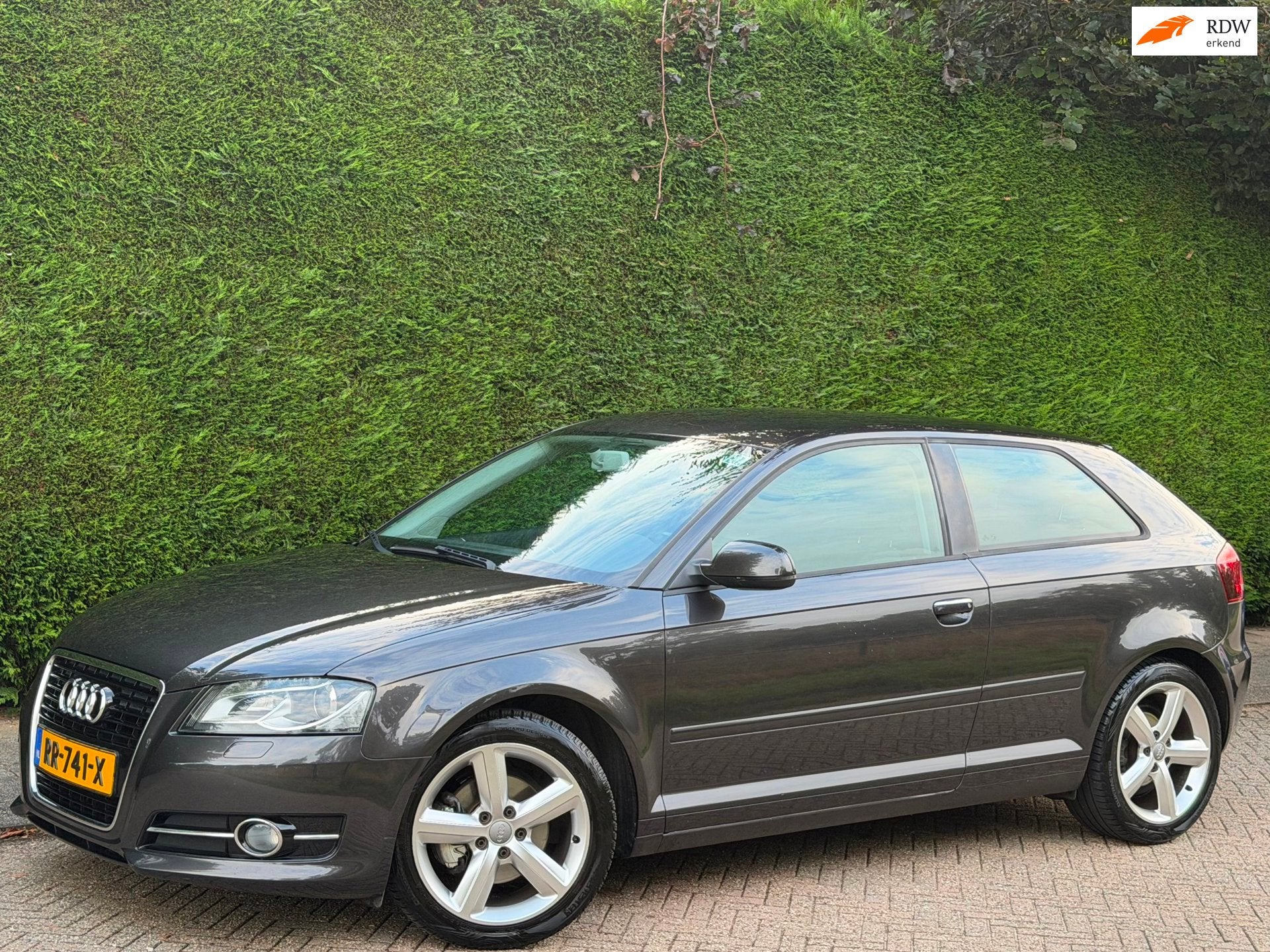 Audi A3 1.4 TFSI XENON/LED/VERSNELLINGSBAK LAGERS HOORBAAR!, Voorwielaandrijving, Gebruikt, Zwart, 4 cilinders