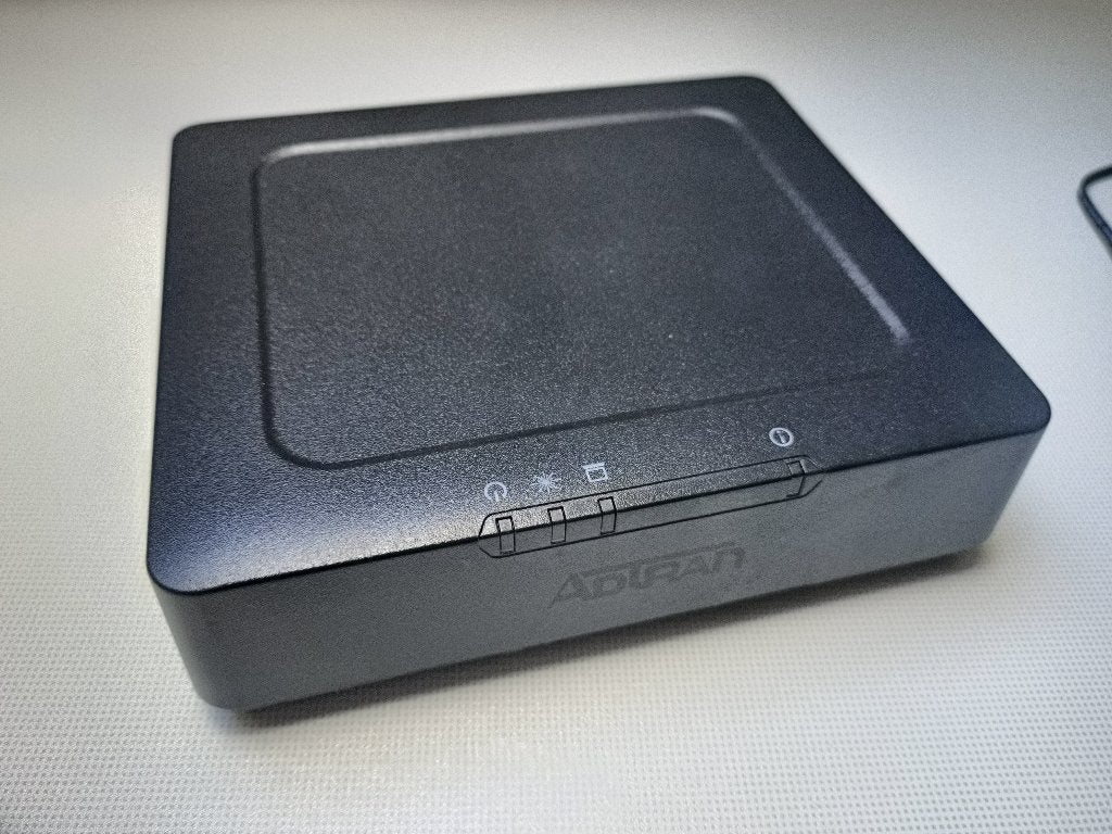 Adtran SDX821i XGS-PON ONT – 1Gbit Fiber Modem, Ophalen of Verzenden, Gebruikt