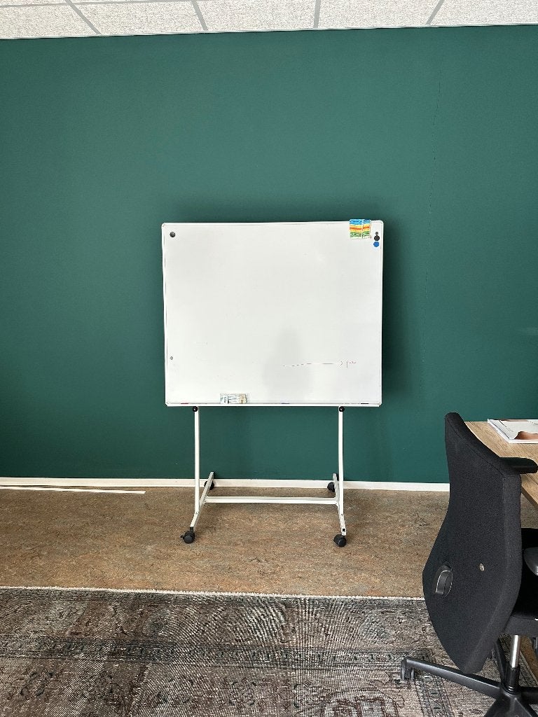 Whiteboard (magnetisch) op wielen in hoogte verstelbaar, Diversen, Ophalen, Gebruikt, Whiteboard