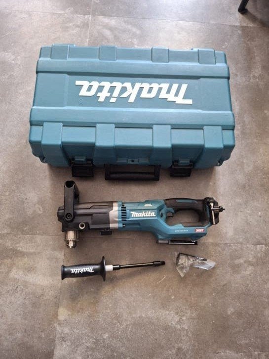 Makita DA001GZ XGT haakse boormachine, Ophalen of Verzenden, Zo goed als nieuw, Boormachine