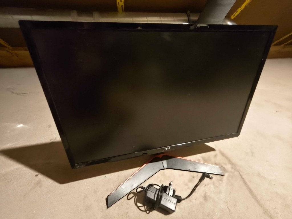 Monitor 23,8" (FHD), Gaming, Gebruikt, IPS, Kantelbaar