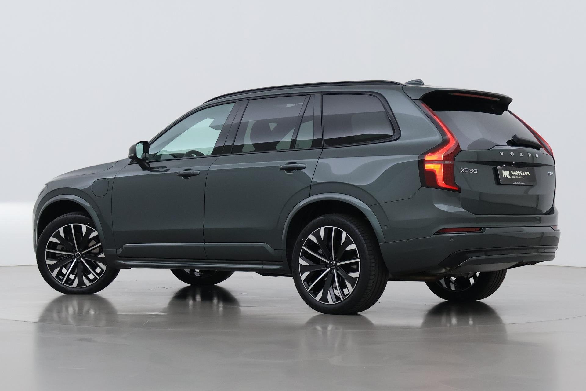 Volvo XC90 T8 Ultra Dark | MY27 | Harman/Kardon | Trekhaak |, Gebruikt, Euro 6, 1969 cc, Plug-in hybride