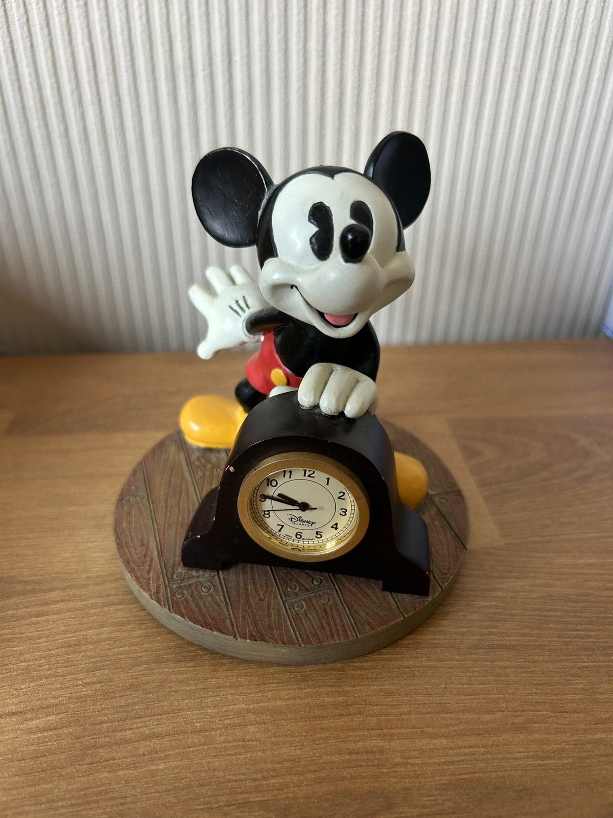Disney Mickey mouse klok, Verzamelen, Ophalen of Verzenden, Mickey Mouse, Gebruikt, Beeldje of Figuurtje