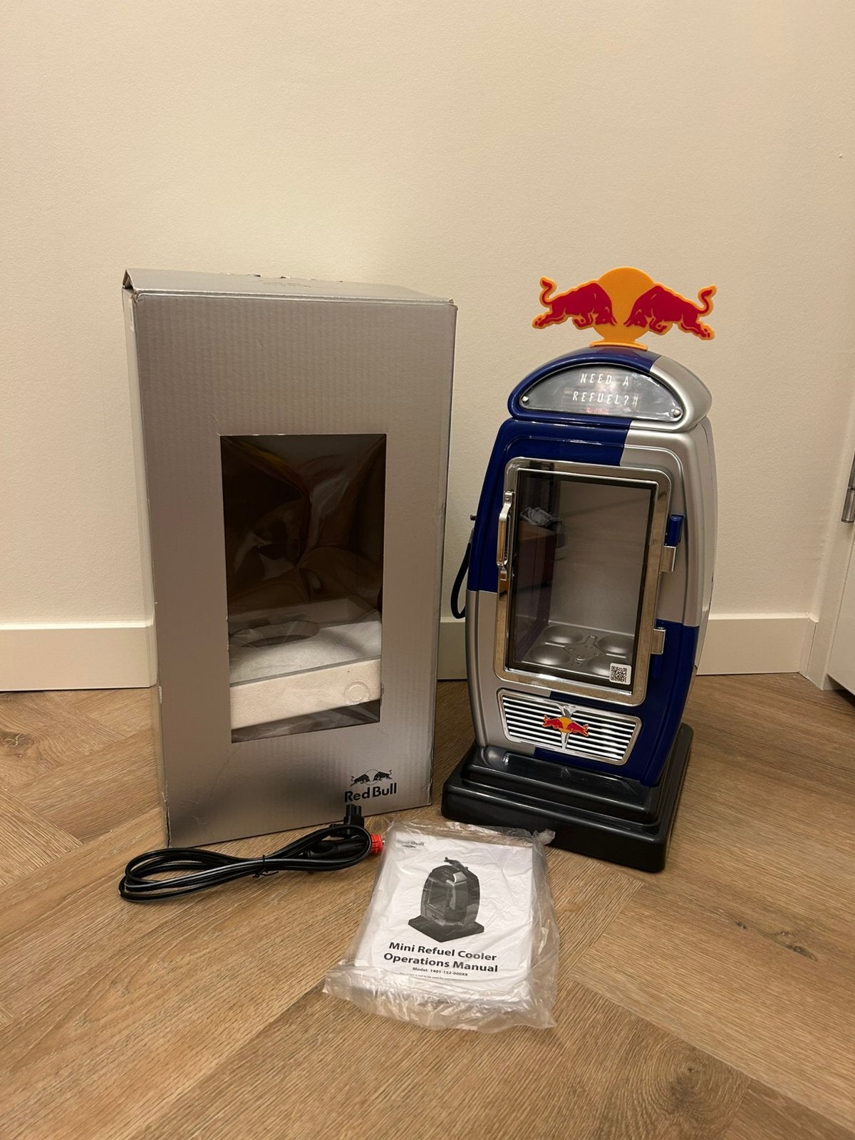 Red Bull mini benzinepomp koelkast, Zonder vriesvak, Ophalen of Verzenden, Minder dan 45 cm, Minder dan 85 cm
