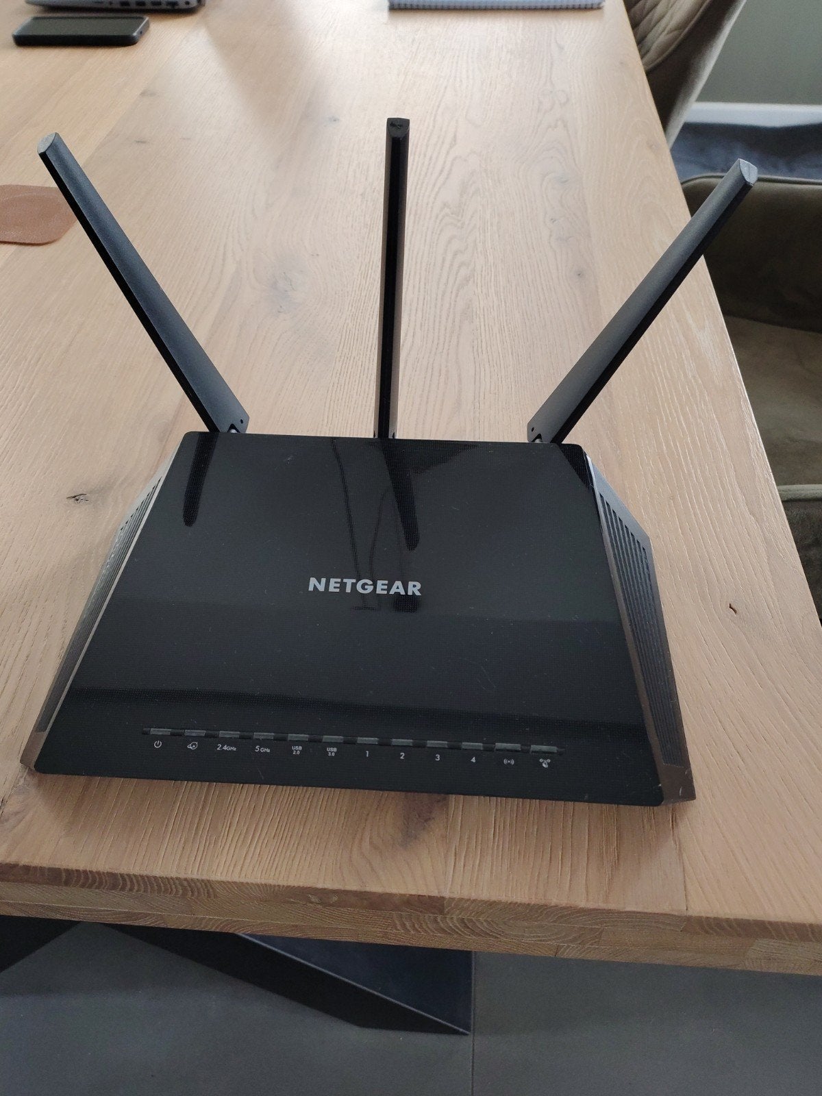 NETGEAR AC1900 Smart Wifi Router R6800, Ophalen of Verzenden, Zo goed als nieuw, Router, NETGEAR