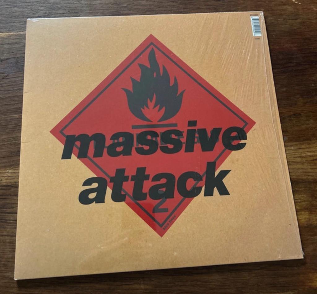 Massive Attack vinyl, Cd's en Dvd's, Ophalen of Verzenden, Zo goed als nieuw, 12 inch