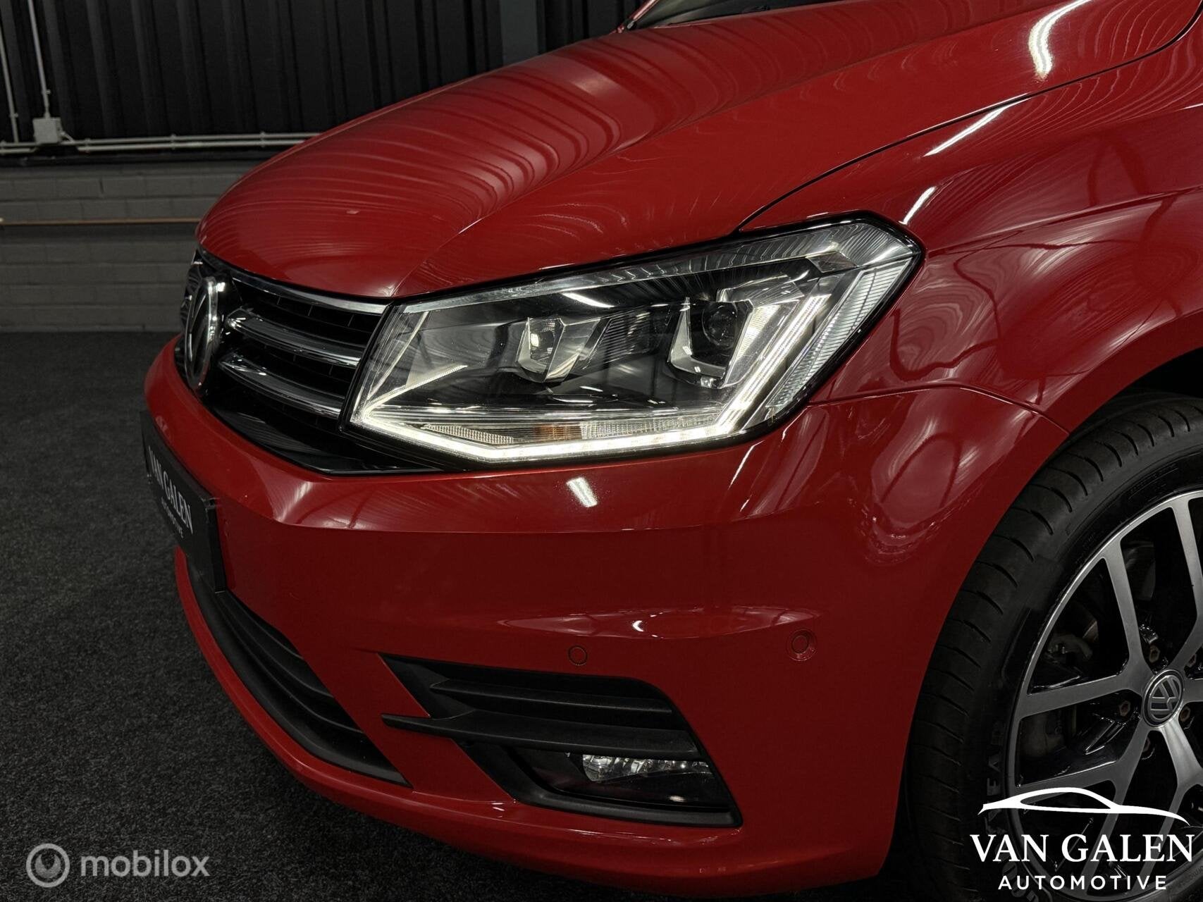 Volkswagen Caddy Combi 1.4 TSI DSG Airco|LED|Xenon|Trekhaak|, Auto's, 12 maanden, 125 pk, Gebruikt, Automatische klimaatregeling