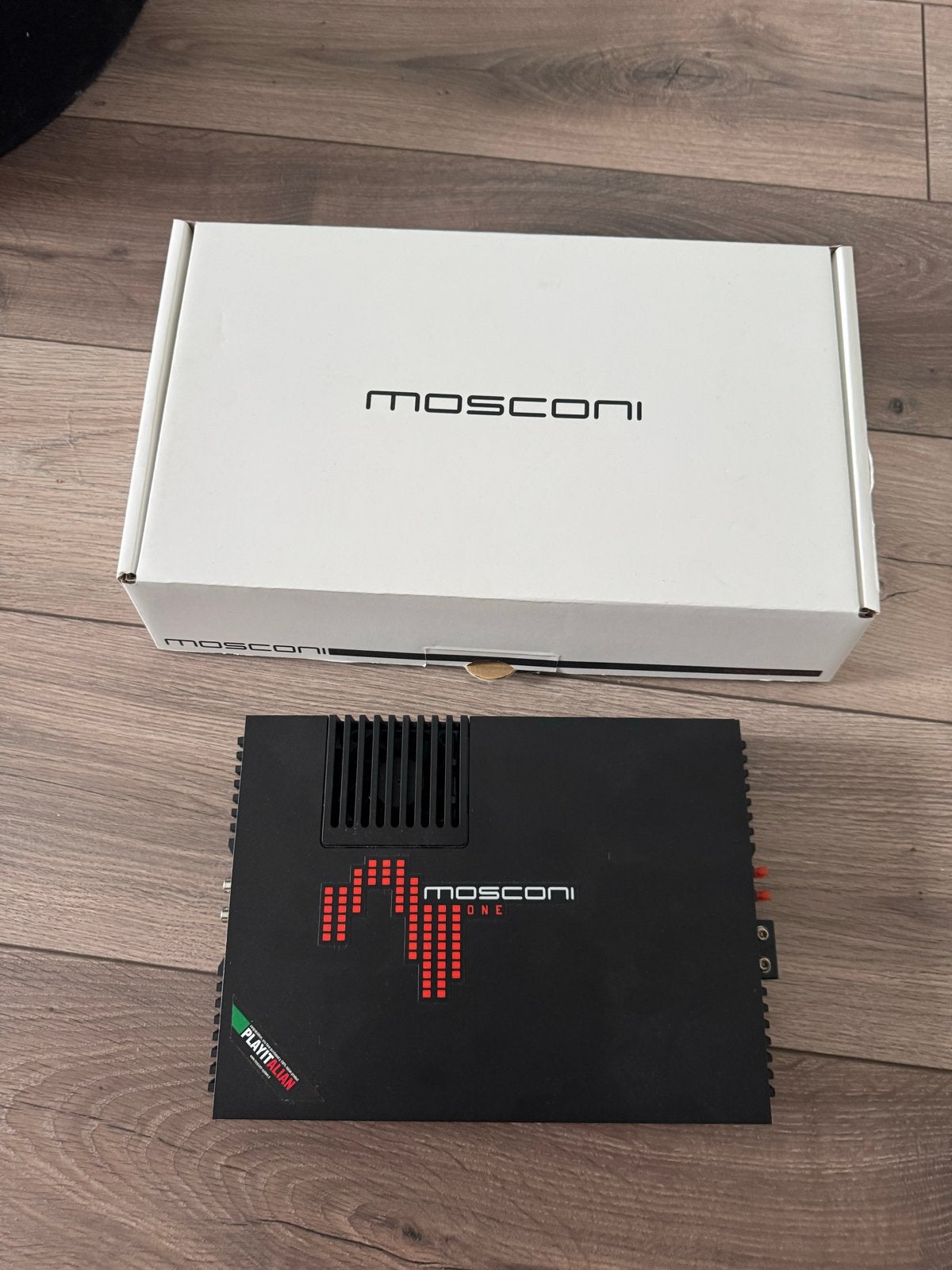 Mosconi Gladen One 130.4 DSP Versterker, Ophalen, Gebruikt, Universele onderdelen
