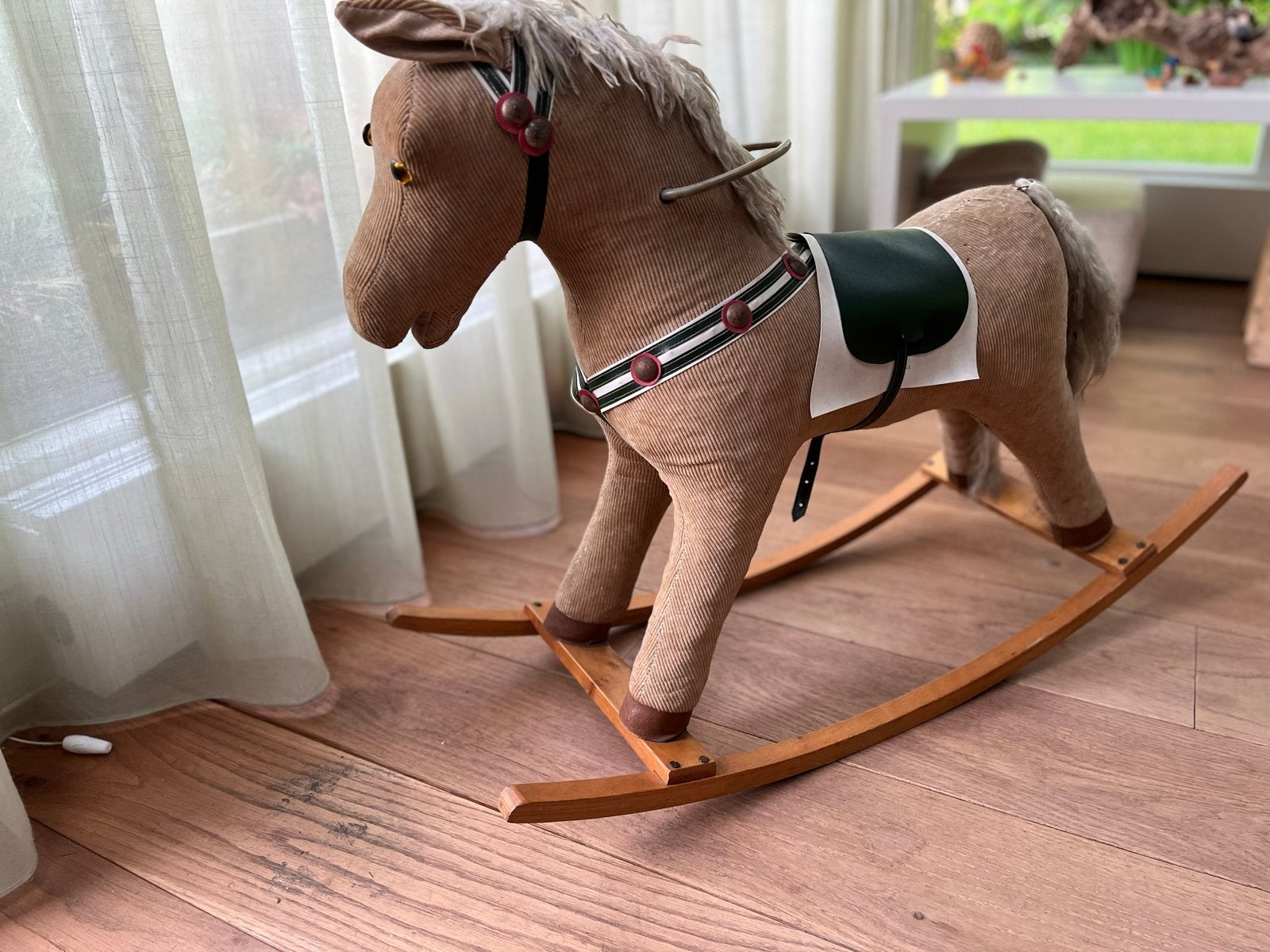 Houten hobbelpaard met stoffen bekleding, Ophalen, Gebruikt, Jongen of Meisje