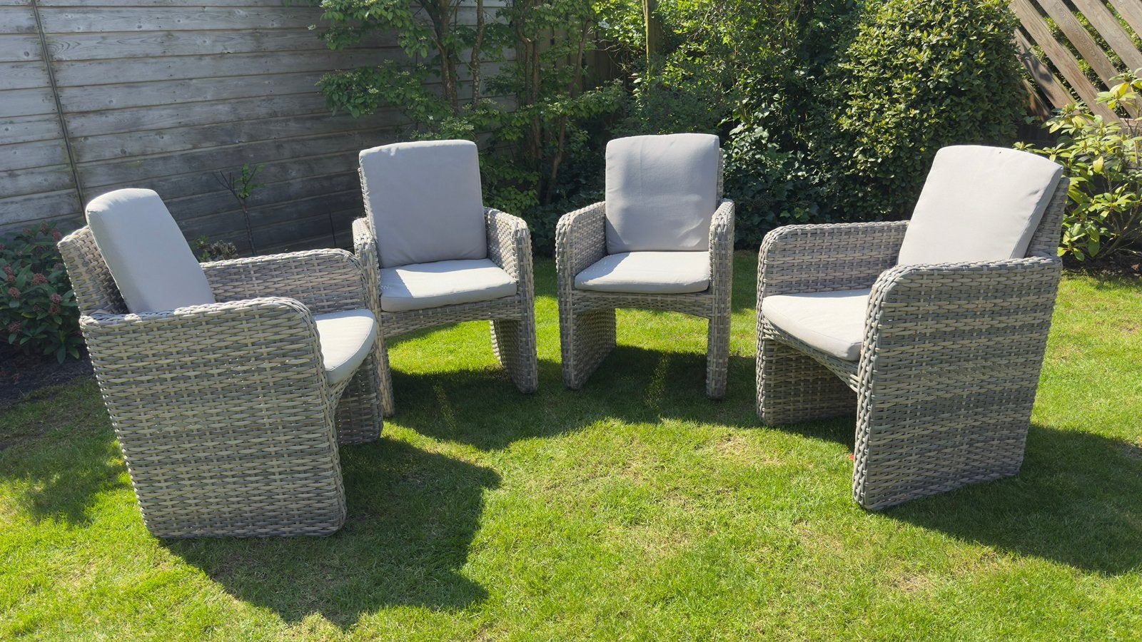 Four Seasons Outdoor buitenstoelen - zgan, Ophalen, Zo goed als nieuw, Wicker, Stoel