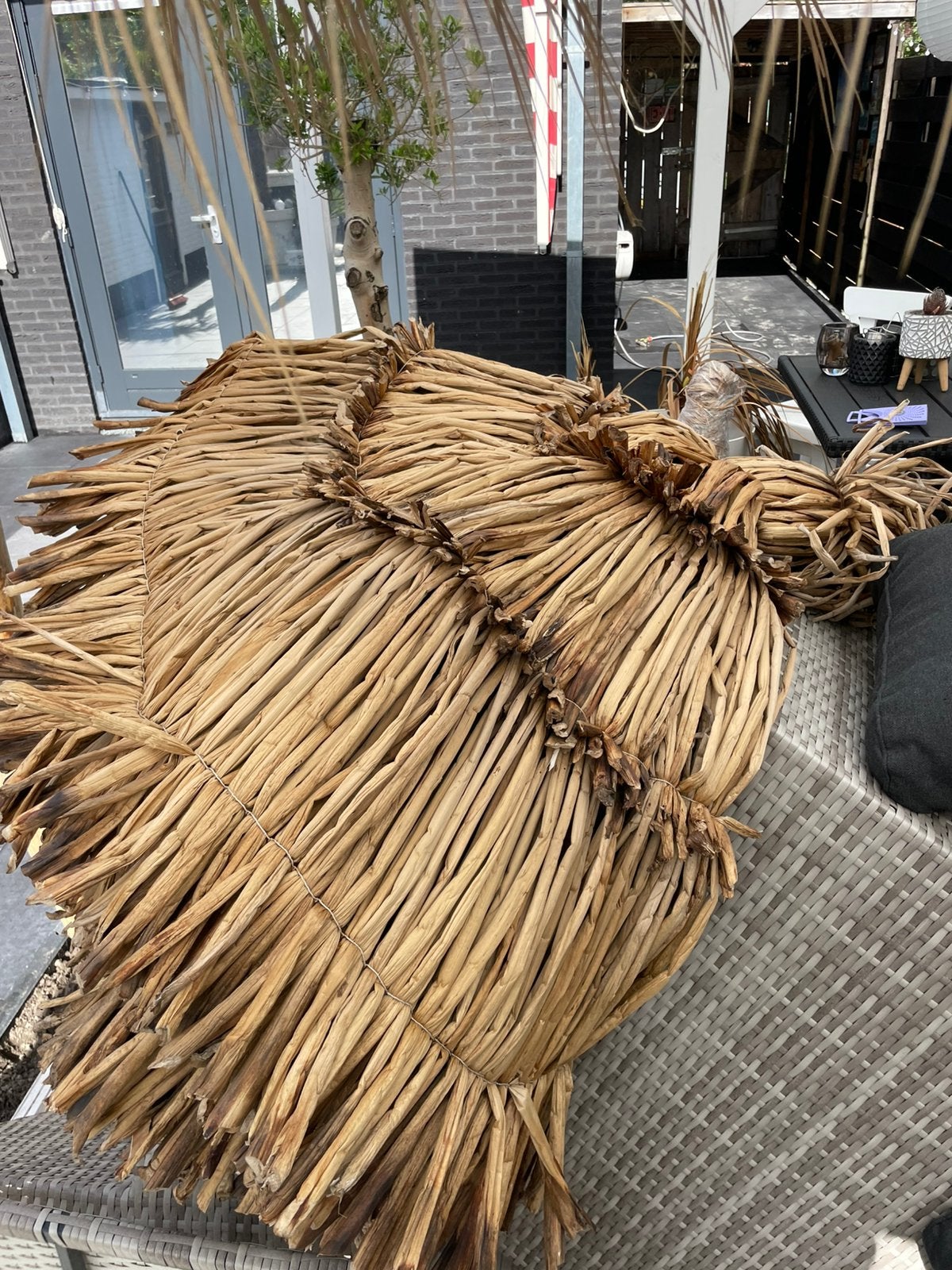Leuke ibiza parasol kan over frane van oude parasol met doek, Tuin en Terras, Parasols, Ophalen of Verzenden, Nieuw, 1 tot 2 meter