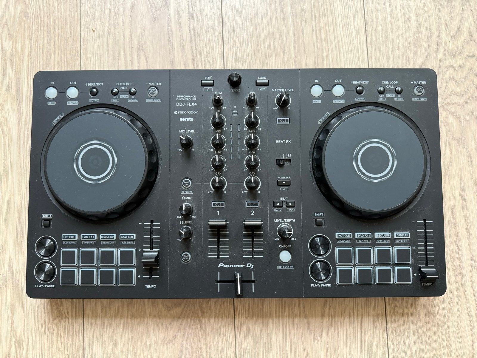 Pioneer DDJ-FLX4 DJ-controller - Zo goed als nieuw