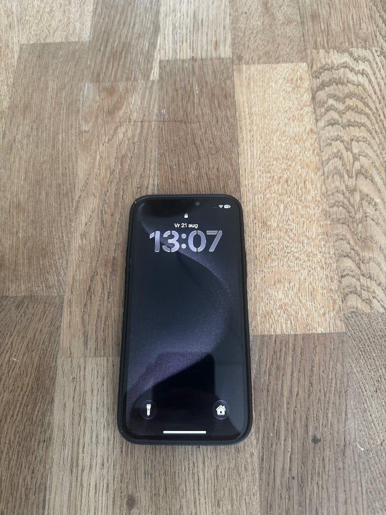 Apple iPhone 11 64GB Wit 83% Batterij met Hoesje, 83 %, Gebruikt, Wit, 64 GB