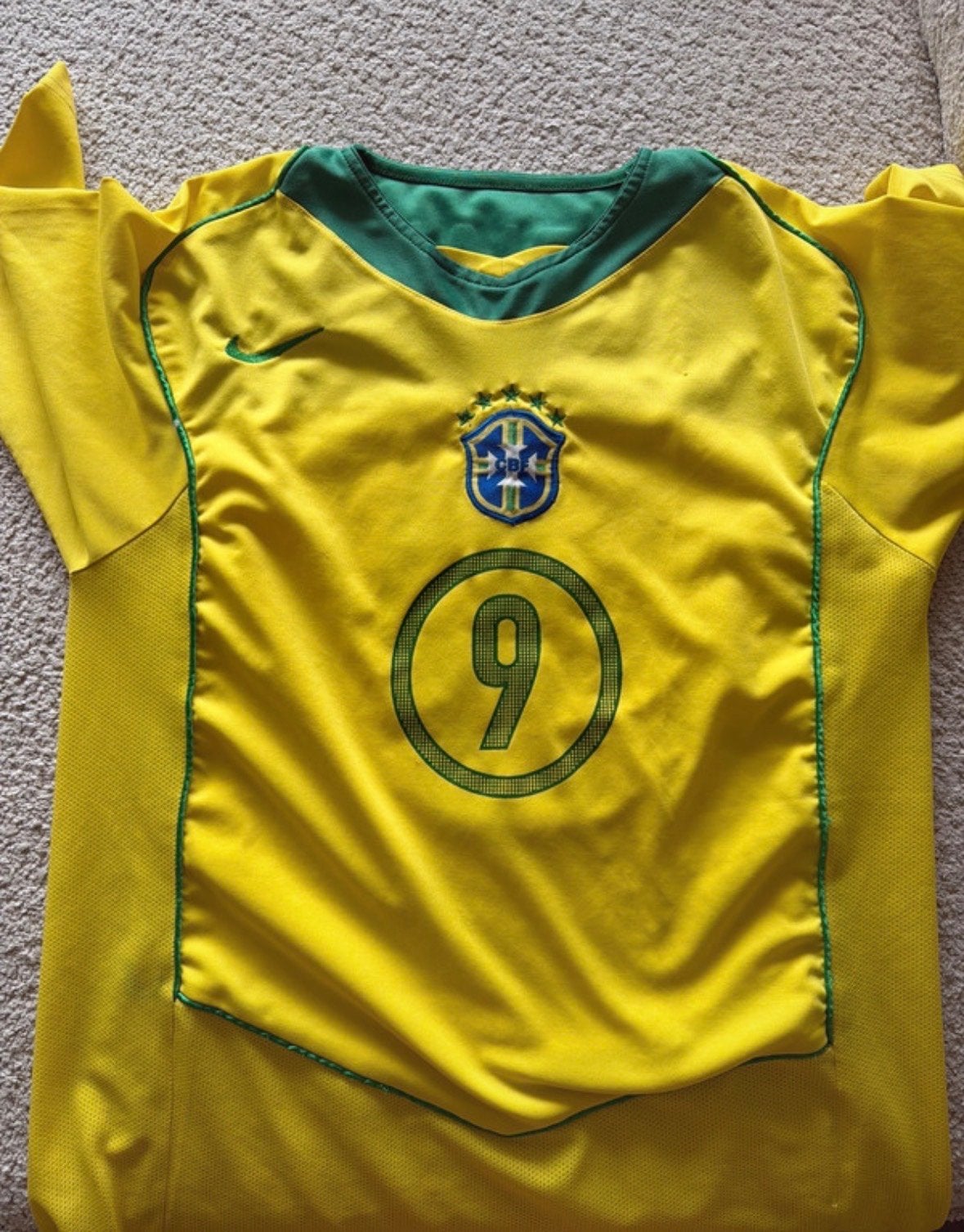 Vintage Brazilië Thuisshirt Adriano #9 re-issue 2004 maat L, Maat L, Ophalen of Verzenden, Zo goed als nieuw, Shirt